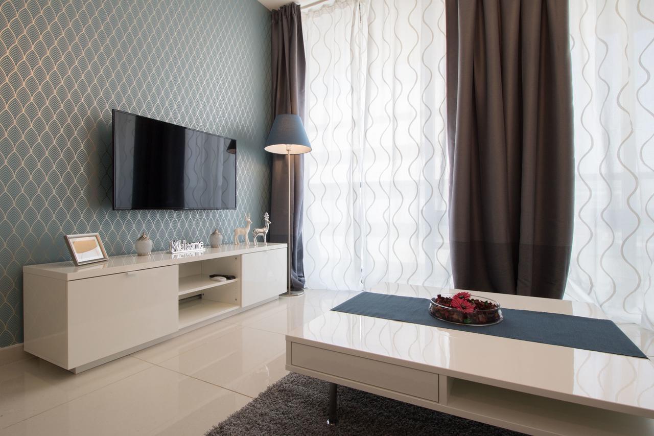 Sweethome26 Luxury Apt Close To The Beach & Free Parking 텔아비브 외부 사진